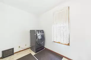 992 Matilda St, Saint Paul, MN 55117 - Photo 11