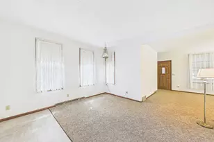 992 Matilda St, Saint Paul, MN 55117 - Photo 7