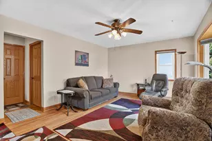 2030 Magoffin Ave, Saint Paul, MN 55116 - Photo 5