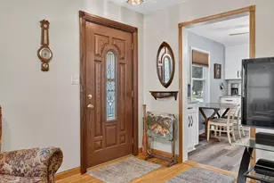 2030 Magoffin Ave, Saint Paul, MN 55116 - Photo 3