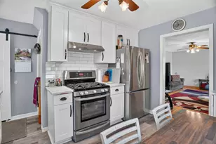 2030 Magoffin Ave, Saint Paul, MN 55116 - Photo 9