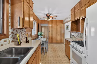 726 22nd Avenue N, South Saint Paul, MN 55075 - Photo 9
