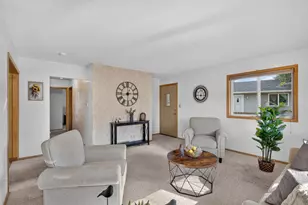 726 22nd Ave N, South Saint Paul, MN 55075 - Photo 5