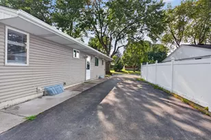 726 22nd Ave N, South Saint Paul, MN 55075 - Photo 27