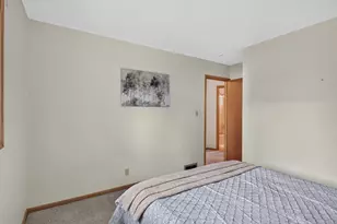 726 22nd Ave N, South Saint Paul, MN 55075 - Photo 11