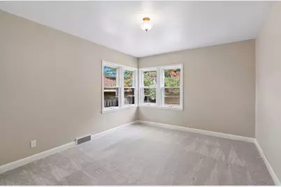 1821 Bohland Avenue, Saint Paul, MN 55116 - Photo 11