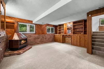 6770 Woodhill Trail, Eden Prairie, MN 55346 - Photo 15