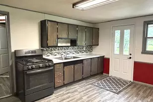 606 9th Ave SE, Roseau, MN 56751 - Photo 5