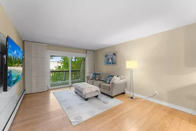 2800 Hamline Avenue N #313, Roseville, MN 55113 - Photo 3