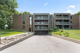 2800 Hamline Ave N, Roseville, MN 55113 - Photo 15