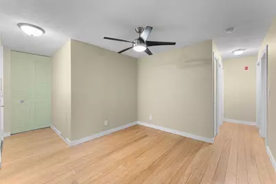 2800 Hamline Avenue N #313, Roseville, MN 55113 - Photo 7