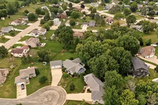 425 Lally Ct, Zumbrota, MN 55992 - Photo 7