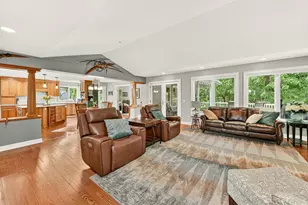 425 Lally Ct, Zumbrota, MN 55992 - Photo 13