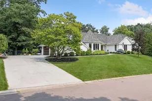 5231 Green Farms Rd, Edina, MN 55436 - Photo 13