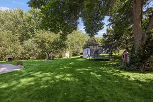 4147 Hull Rd, Minnetonka, MN 55305 - Photo 25