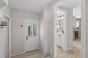 4147 Hull Rd, Minnetonka, MN 55305 - Photo 11