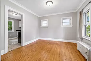 2720 McNair Dr N, Robbinsdale, MN 55422 - Photo 11