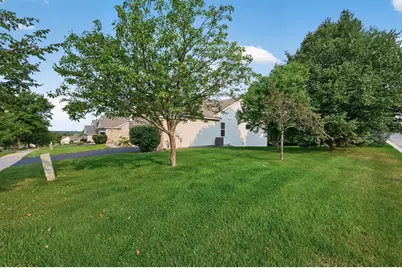 10986 Thone Road, Woodbury, MN 55129 - Photo 47