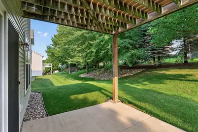 10986 Thone Road, Woodbury, MN 55129 - Photo 43