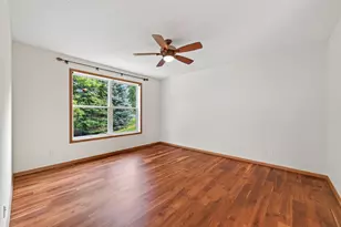 10986 Thone Rd, Woodbury, MN 55129 - Photo 13