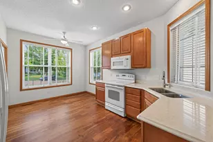 10986 Thone Rd, Woodbury, MN 55129 - Photo 3