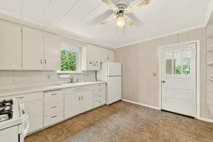 309 E Main St, Dodge Center, MN 55927 - Photo 7
