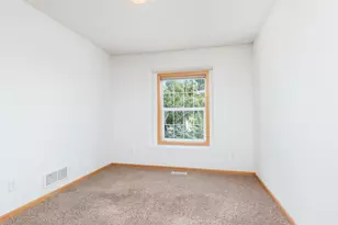 9004 Marsh Run St, Rockford, MN 55373 - Photo 31