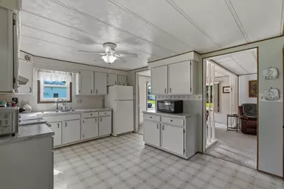 419 3rd Avenue NW, Winnebago, MN 56098 - Photo 17