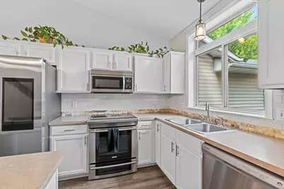 9243 Goodrich Drive, Monticello, MN 55362 - Photo 5