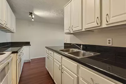2616 Harriet Avenue #110, Minneapolis, MN 55408 - Photo 5