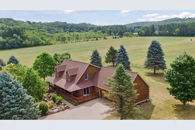 1157 River Drive, River Falls, WI 54022 - Photo 3