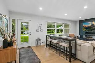 6105 Parnell Ave, Edina, MN 55424 - Photo 5