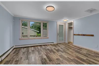 309 2nd Avenue SE, New London, MN 56273 - Photo 5
