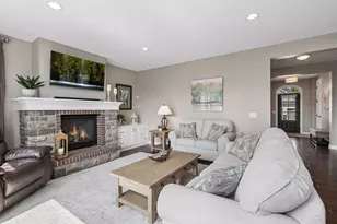 5465 Orchid Ln N, Plymouth, MN 55446 - Photo 17
