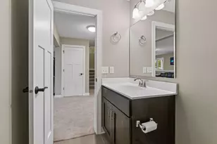 5465 Orchid Ln N, Plymouth, MN 55446 - Photo 77