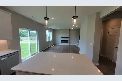 12614 Erskin Street NE, Blaine, MN 55449 - Photo 17