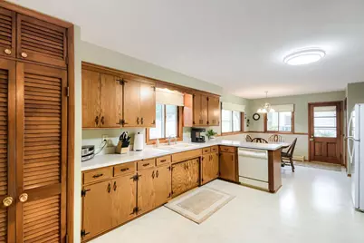 6907 46th Avenue N, Crystal, MN 55428 - Photo 11