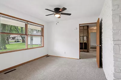 233 2nd Street SE, Madelia, MN 56062 - Photo 27