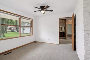 233 2nd St SE, Madelia, MN 56062 - Photo 27