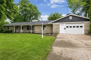 233 2nd St SE, Madelia, MN 56062 - Photo 3