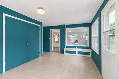 233 2nd Street SE, Madelia, MN 56062 - Photo 9