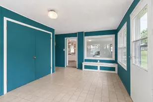233 2nd St SE, Madelia, MN 56062 - Photo 9