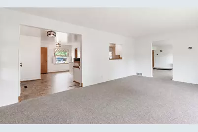 233 2nd Street SE, Madelia, MN 56062 - Photo 13