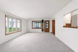 233 2nd St SE, Madelia, MN 56062 - Photo 25