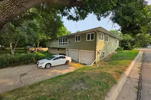 401 1st Ave SE, Pelican Rapids, MN 56572 - Photo 3