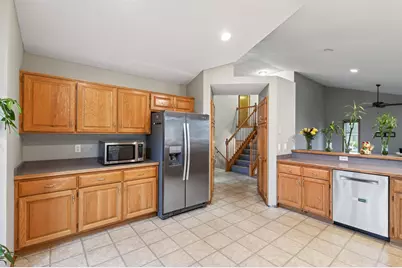 3311 Bluebell Avenue N, Brooklyn Park, MN 55443 - Photo 5