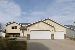 3609 Westmoor Blvd, Moorhead, MN 56560 - Photo 1