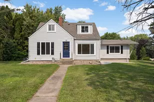 7372 Stillwater Blvd N, Oakdale, MN 55128 - Photo 1