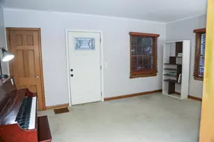 3658 Orchard Ave N, Robbinsdale, MN 55422 - Photo 3