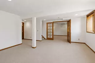 7029 Comanche Ct, Edina, MN 55439 - Photo 41